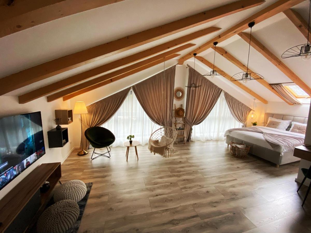 Queen'S Heart Guesthouse Bran  Bagian luar foto